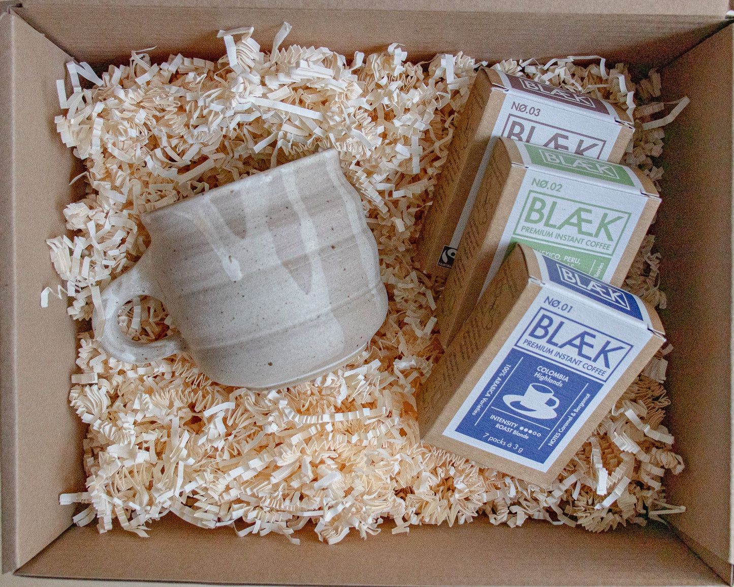 Etruscan Mug & BLÆK Instant Coffee Gift Set