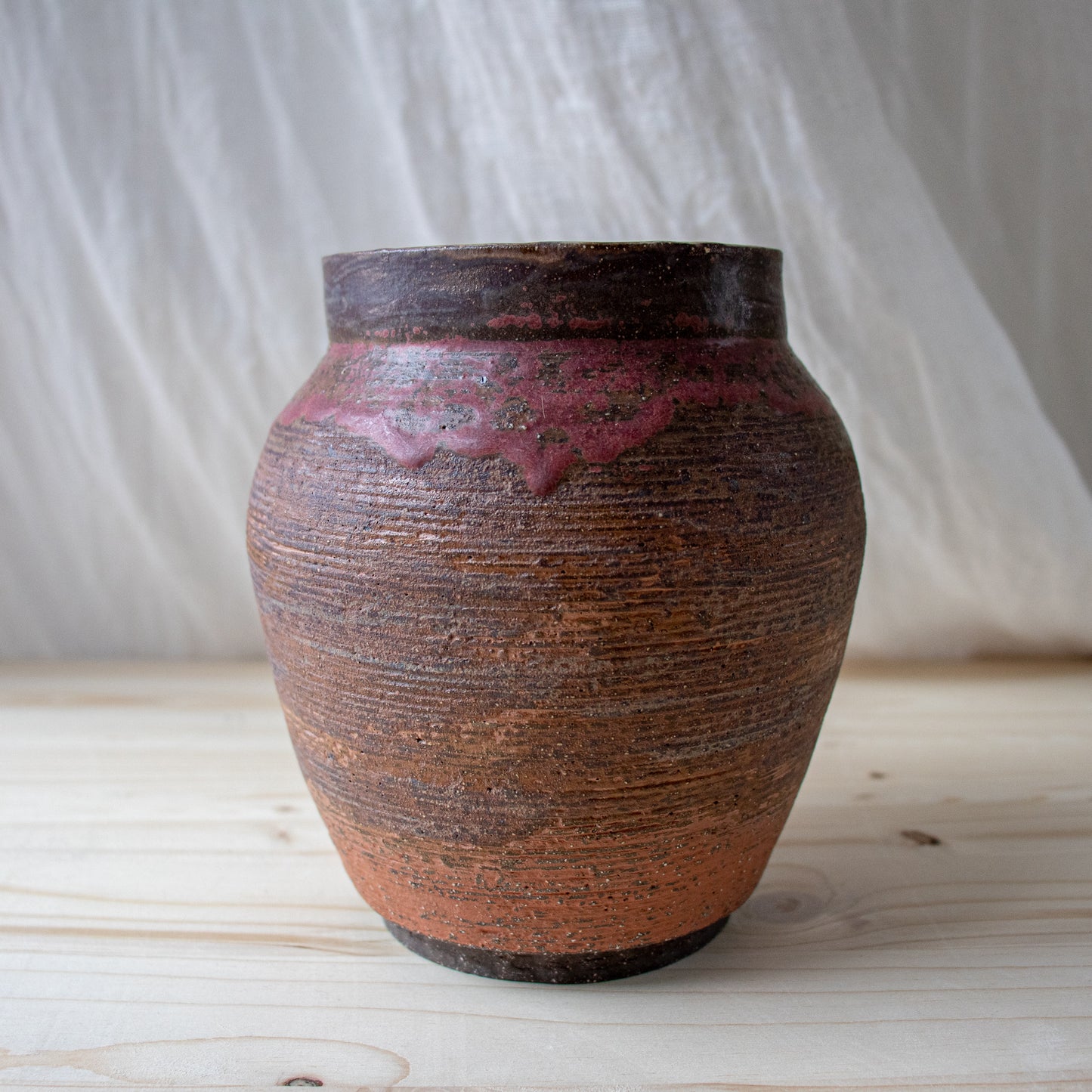 Almagra Vase