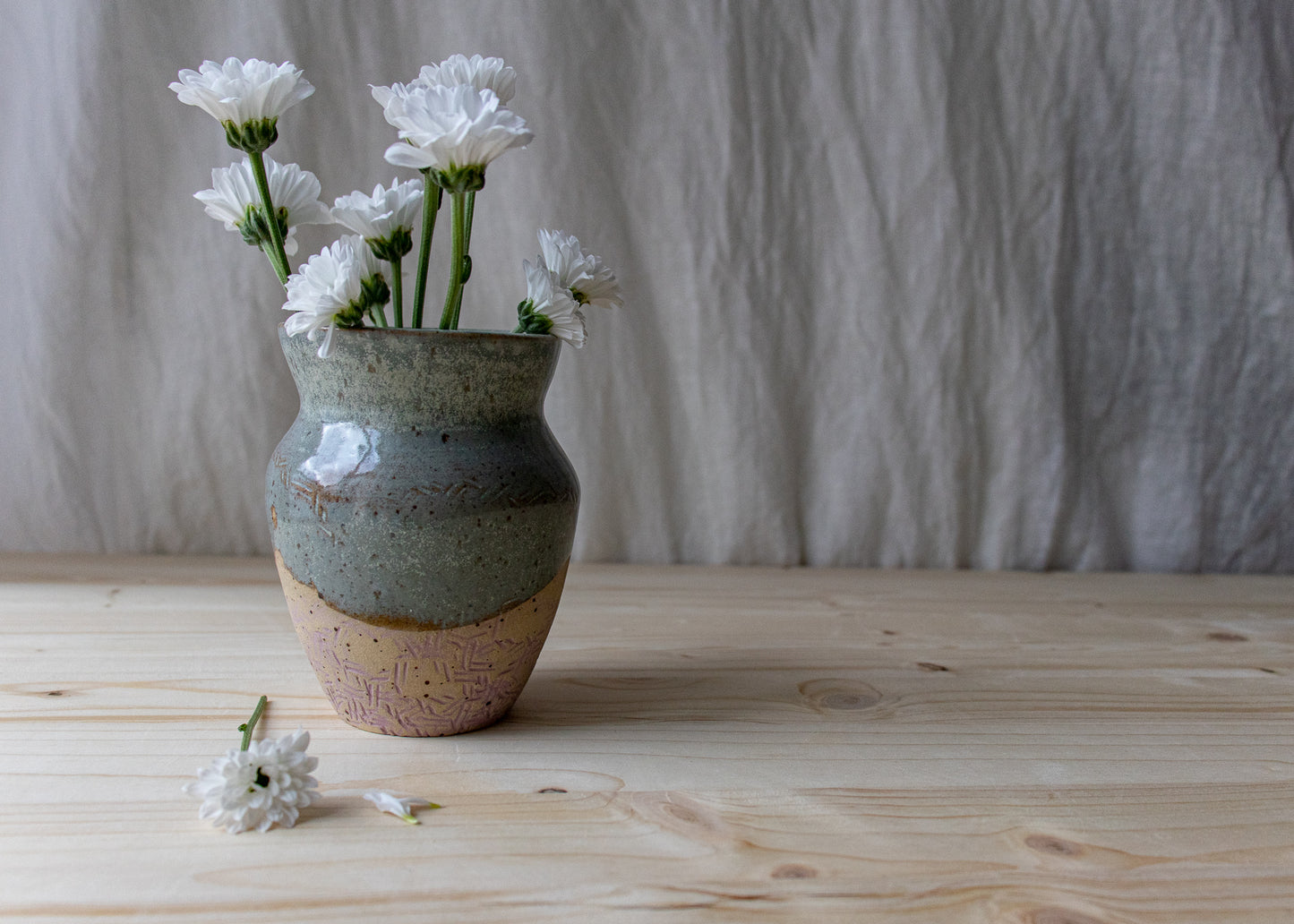 Small Altamira Vase